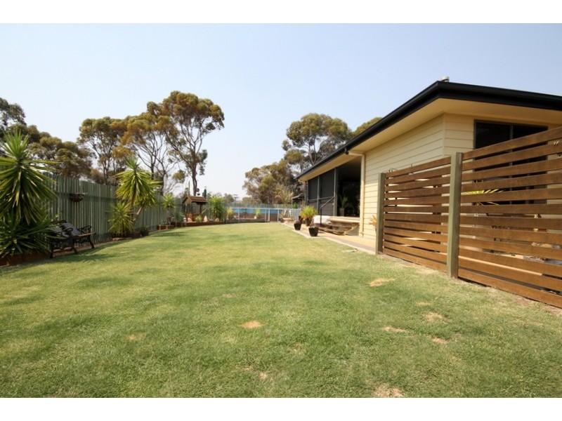 8 Jacaranda Court, Dalby QLD 4405