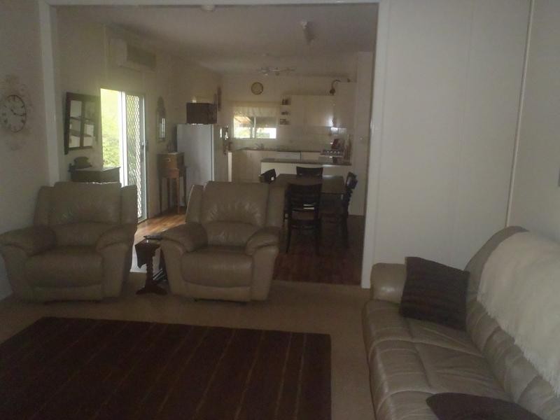 12 Besley Street, Dalby QLD 4405