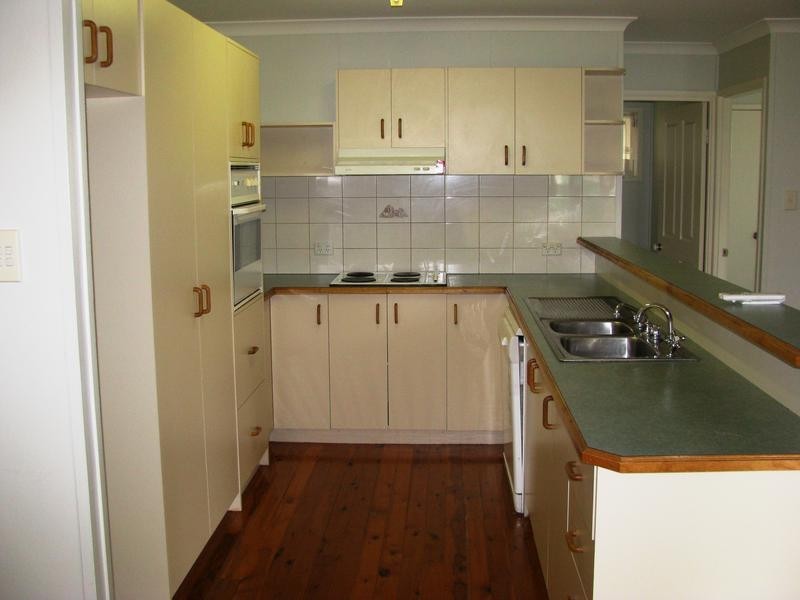 14 Lynette Street, Dalby QLD 4405