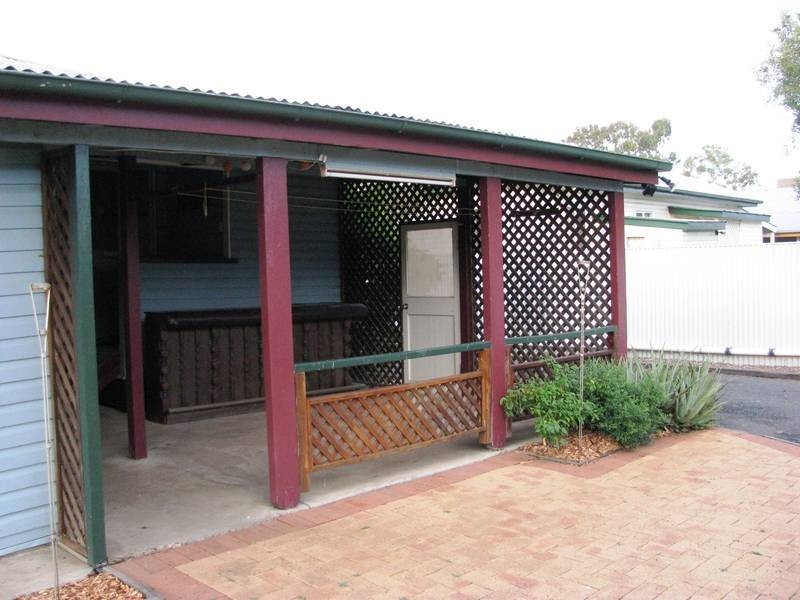 10 Dunmall Street, Dalby QLD 4405