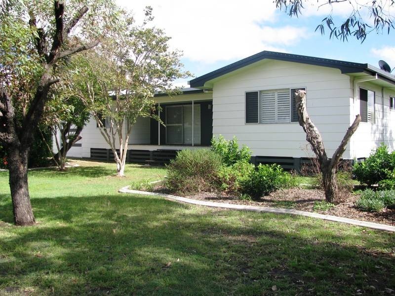 15 Wren Street, Dalby QLD 4405