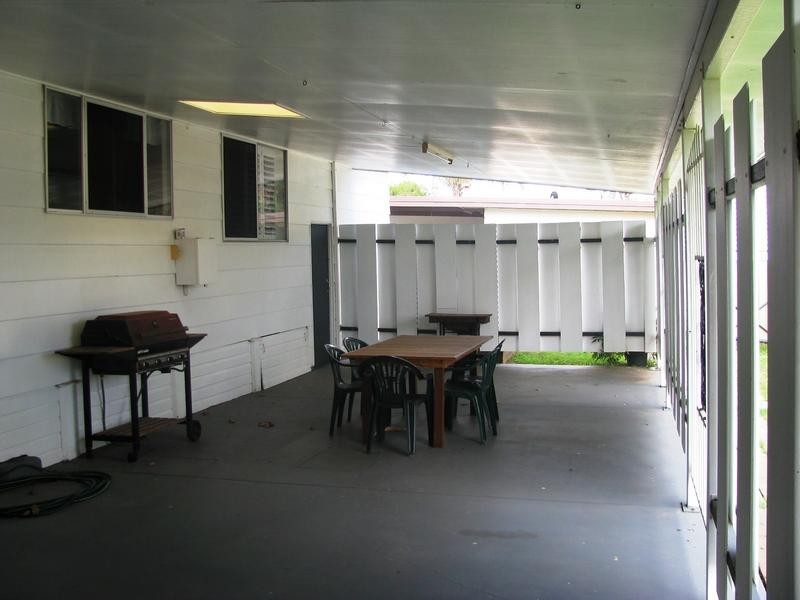 15 Wren Street, Dalby QLD 4405