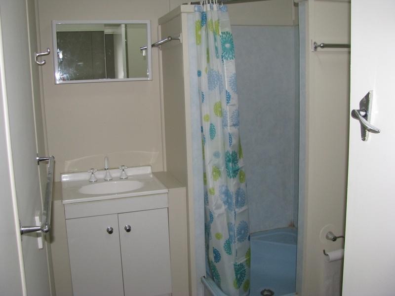 1/63 wood, Dalby QLD 4405