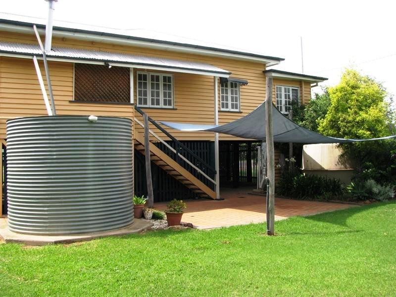 25 Dalby Street, Jandowae QLD 4410