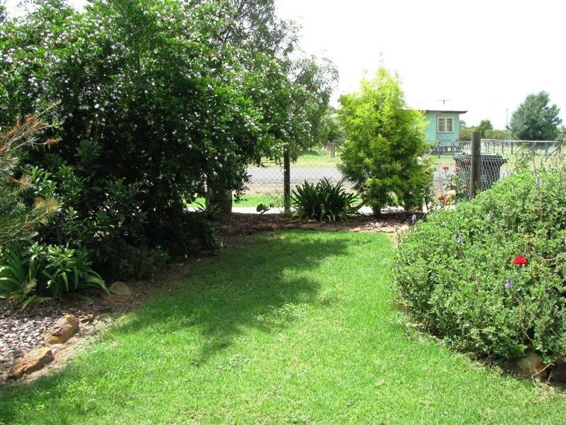 25 Dalby Street, Jandowae QLD 4410
