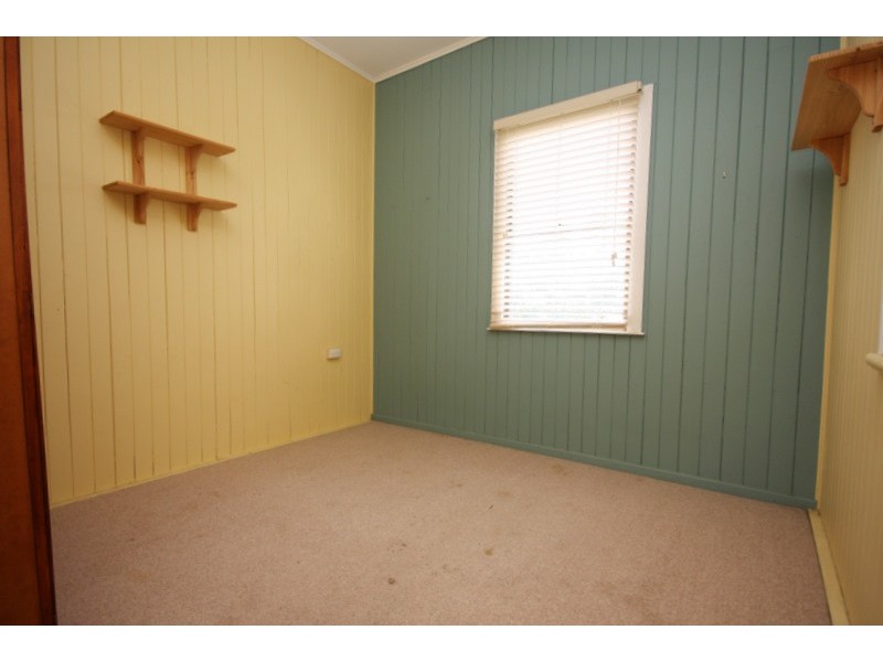 4 Amelia Street, Dalby QLD 4405