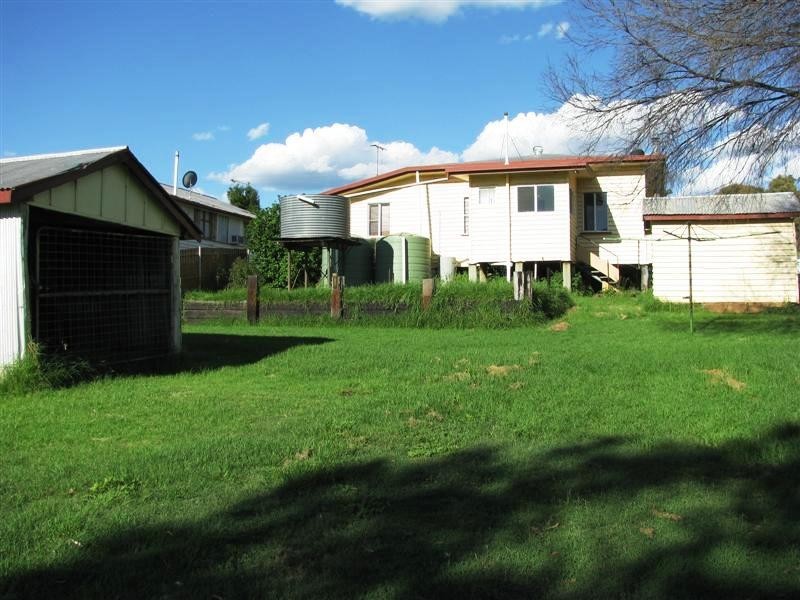 62 Wallace Street, Bell QLD 4408