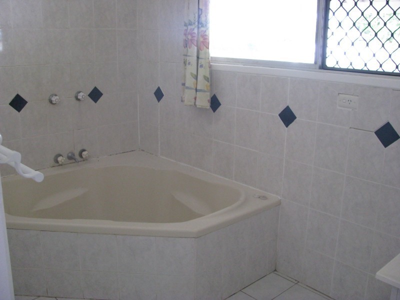 2 Palmer Street, Dalby QLD 4405