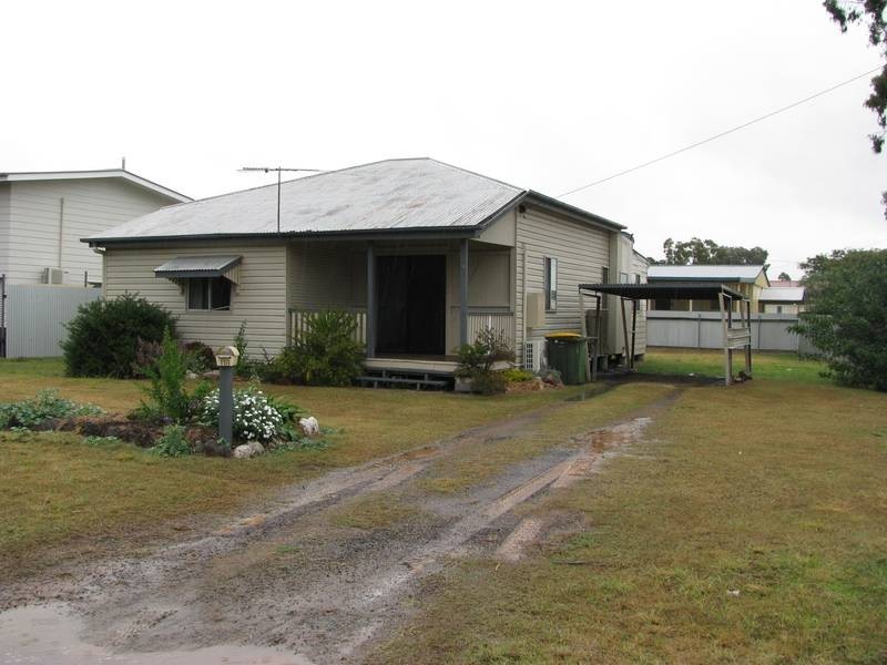 118 Edward Street, Dalby QLD 4405