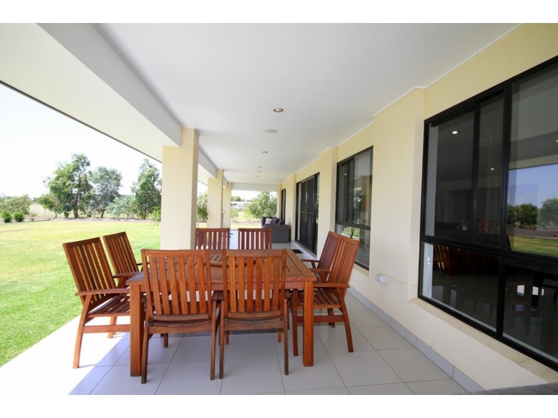37 Southern Cross Drive, Dalby QLD 4405
