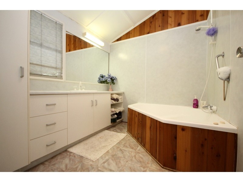 8 Nolan Street, Dalby QLD 4405