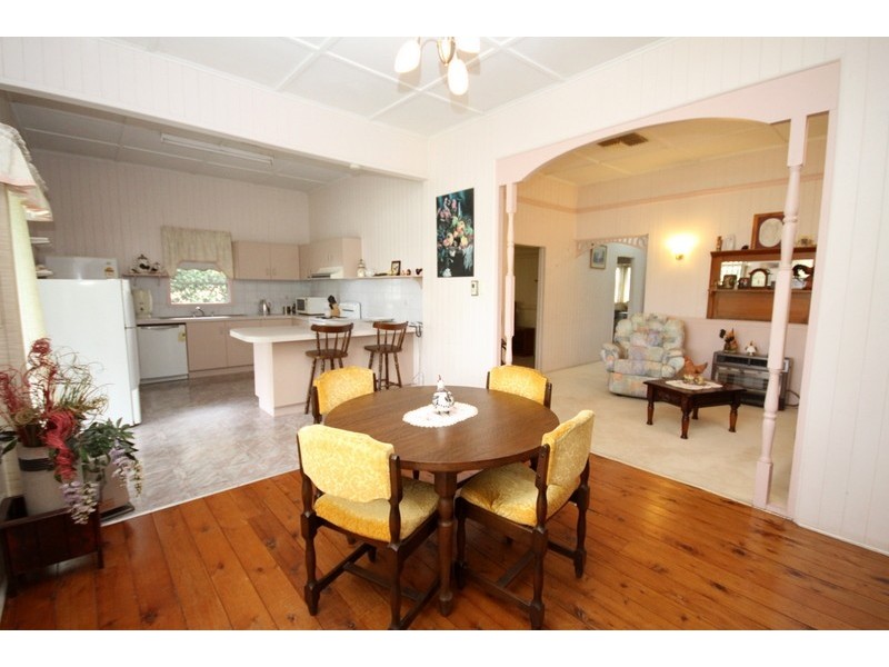 8 Nolan Street, Dalby QLD 4405