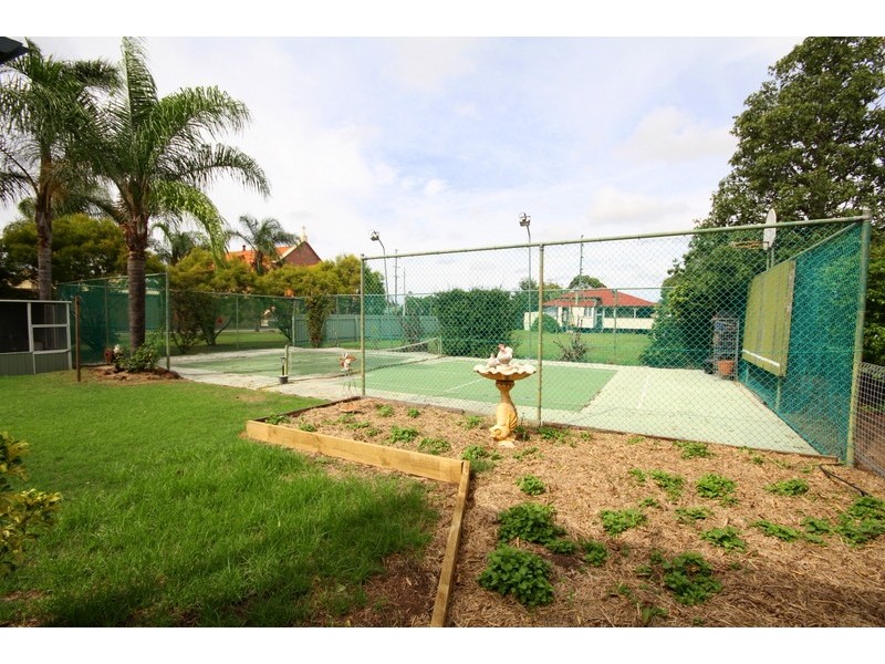 8 Nolan Street, Dalby QLD 4405