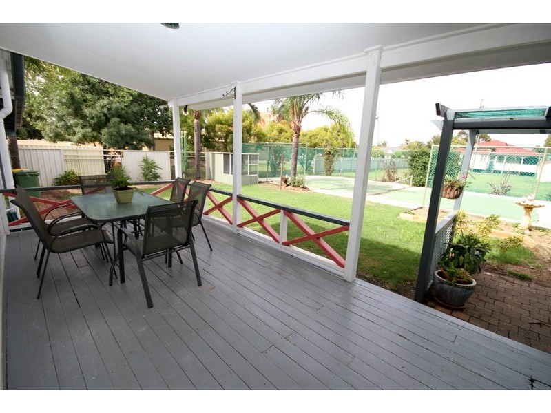 8 Nolan Street, Dalby QLD 4405