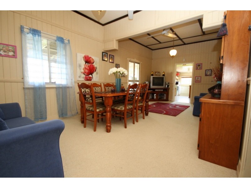 31 Bunya Street, Dalby QLD 4405