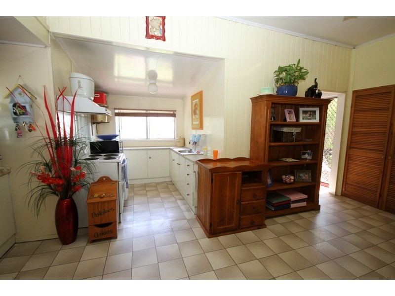 31 Bunya Street, Dalby QLD 4405