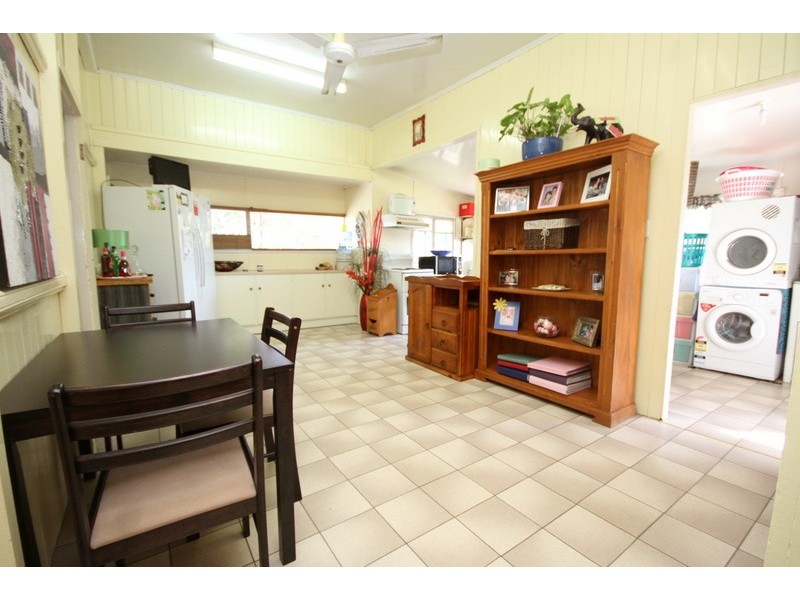 31 Bunya Street, Dalby QLD 4405