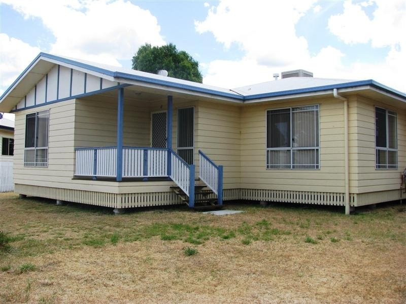 12 Azalea Court, Dalby QLD 4405