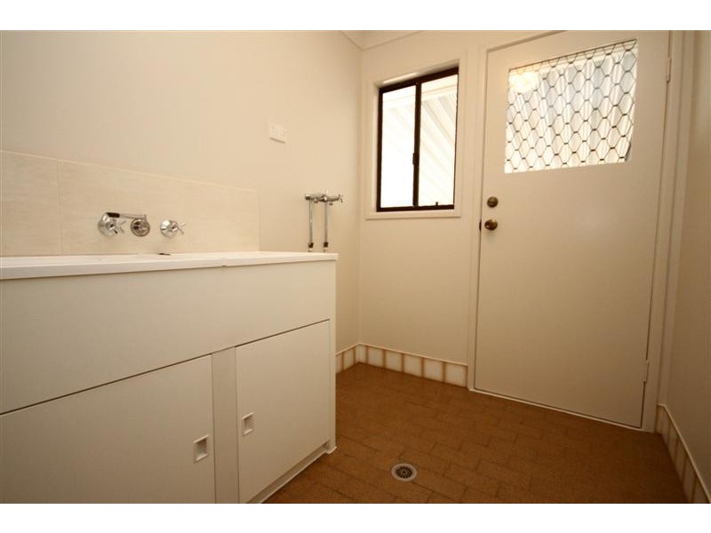 6 Edna Street, Dalby QLD 4405