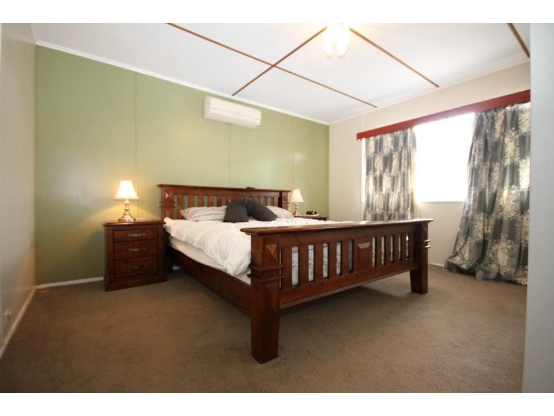 120 Edward Street, Dalby QLD 4405