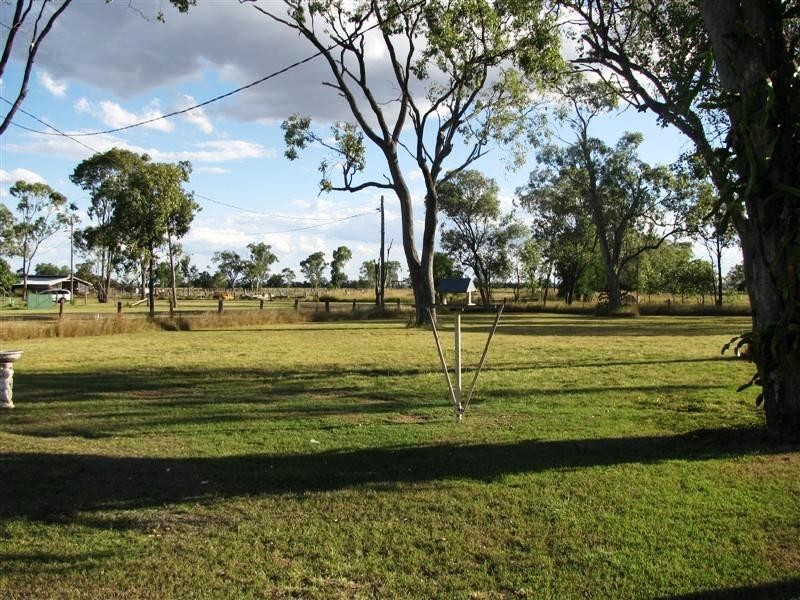 21 Albert Street, Jandowae QLD 4410