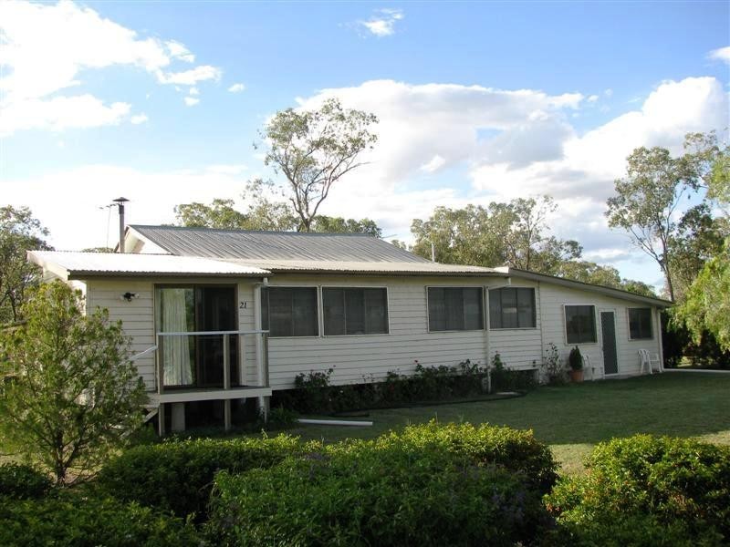 21 Albert Street, Jandowae QLD 4410