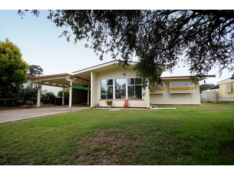 43 Geisel Street, Dalby QLD 4405