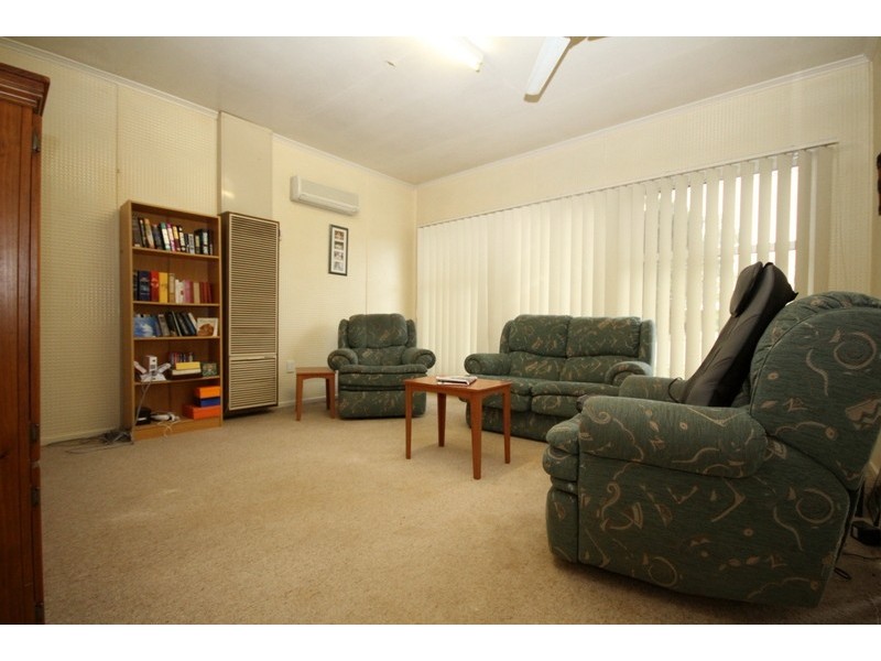 43 Geisel Street, Dalby QLD 4405