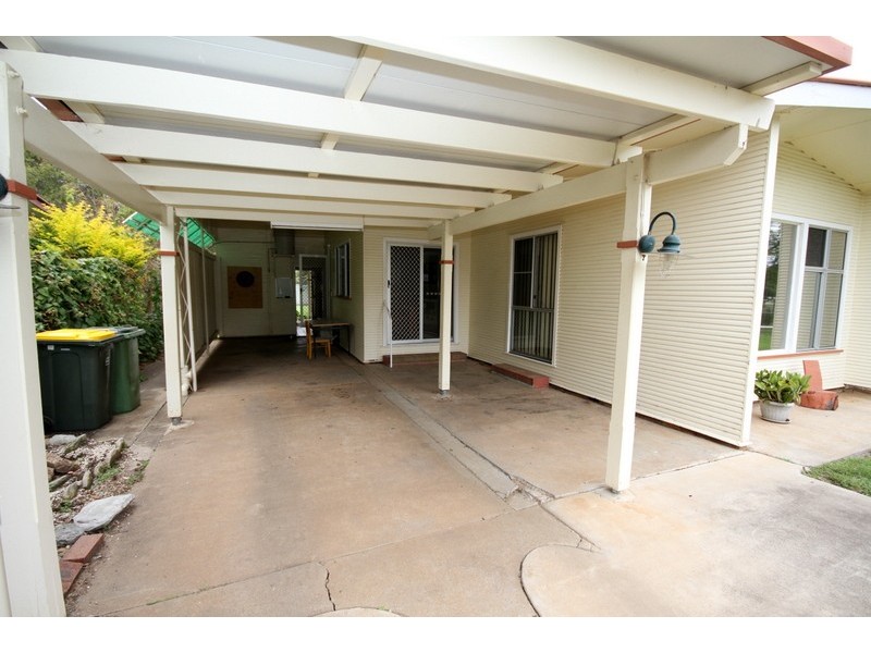 43 Geisel Street, Dalby QLD 4405