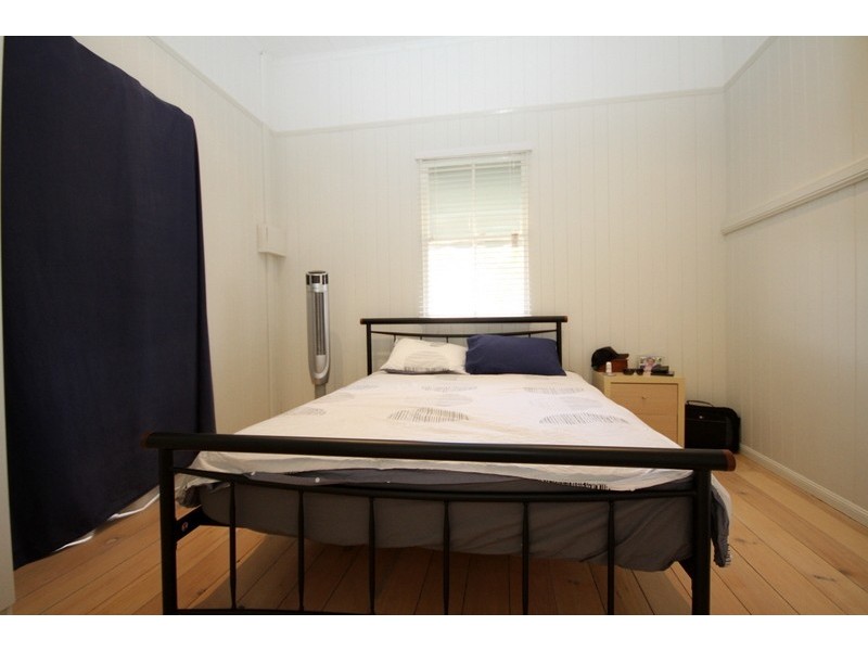 148 Oakwood Street, Dalby QLD 4405