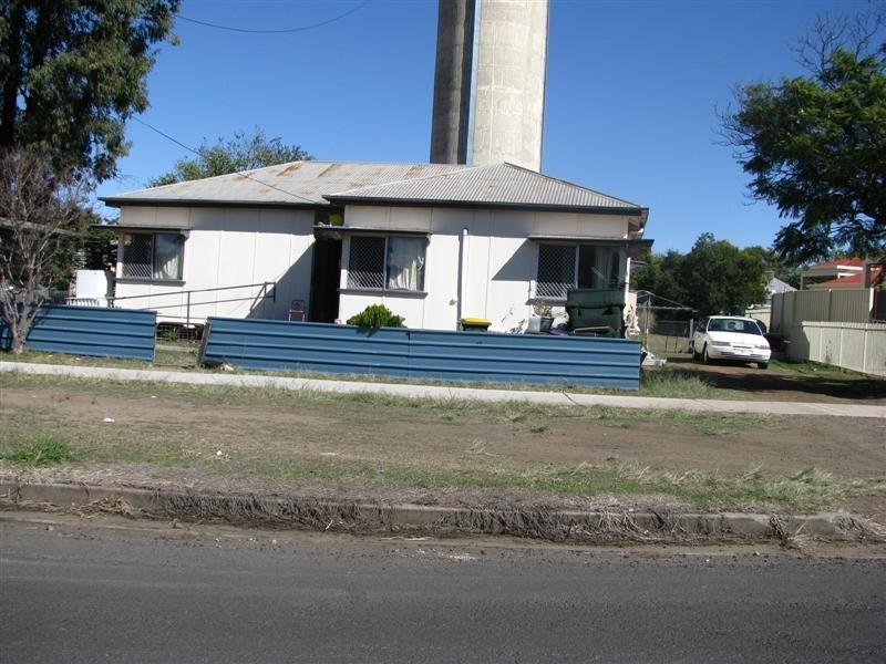 20 Roche Street, Dalby QLD 4405