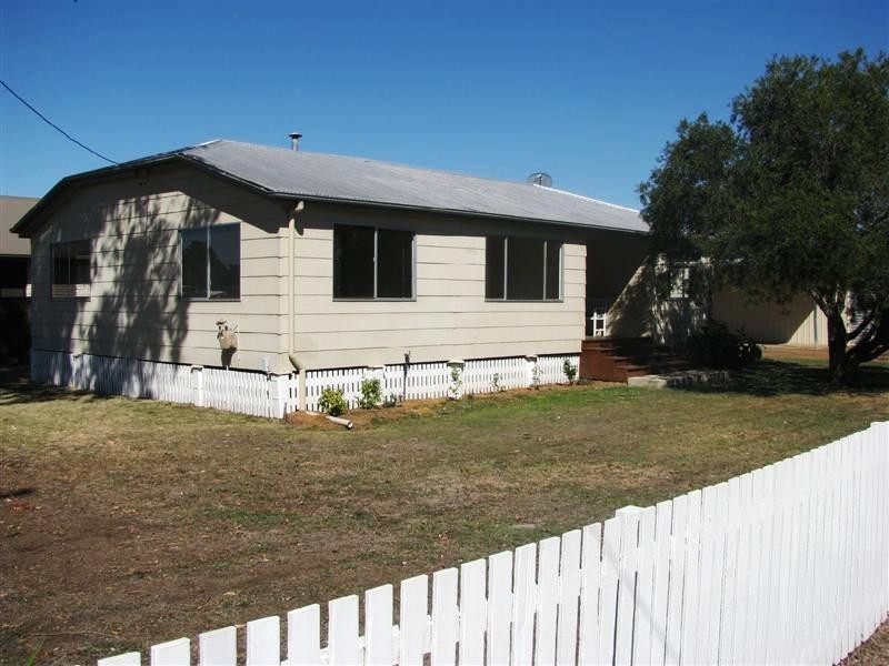 159 Pratten Street, Dalby QLD 4405