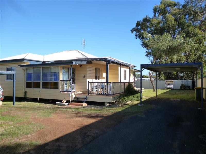 124 Condamine Street, Dalby QLD 4405