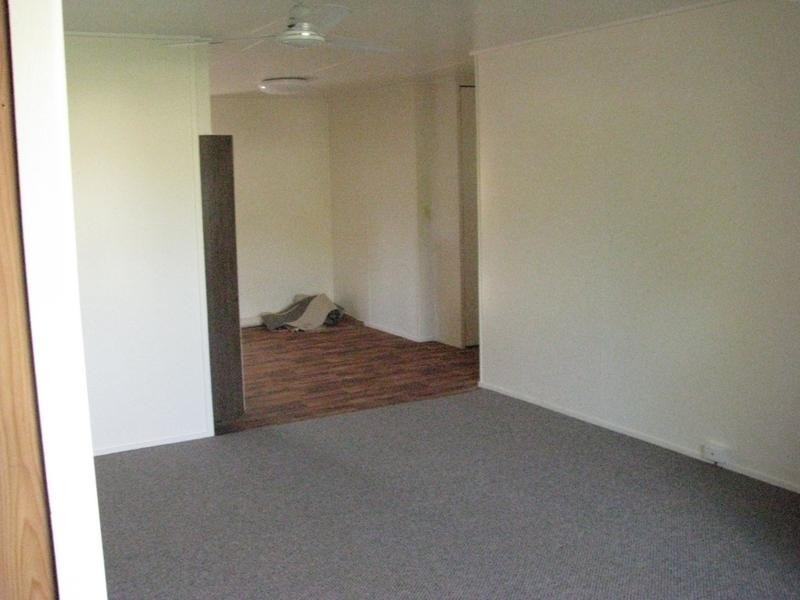 11 Ayrton Street, Dalby QLD 4405