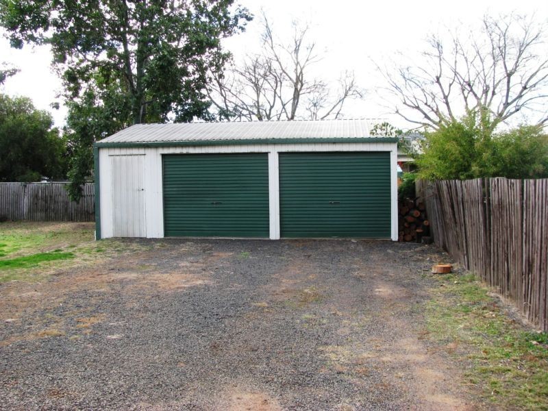 17 Lindsay Street, Dalby QLD 4405