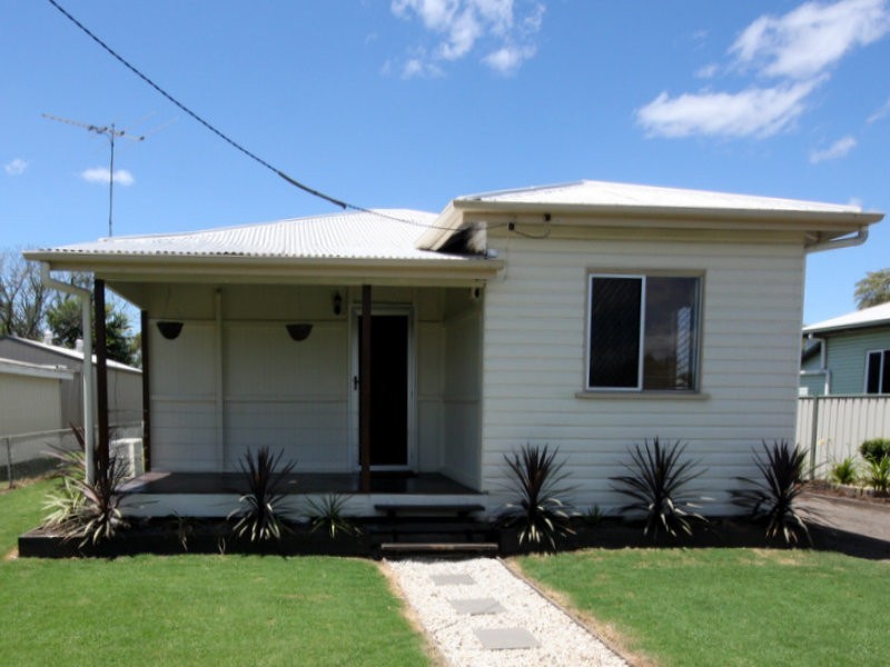 5 Clark St, Dalby QLD 4405