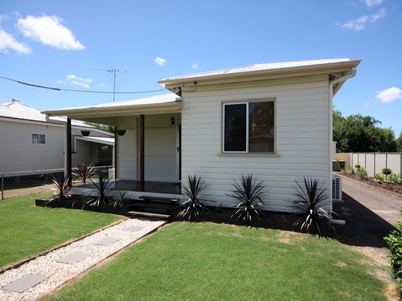 5 Clark St, Dalby QLD 4405