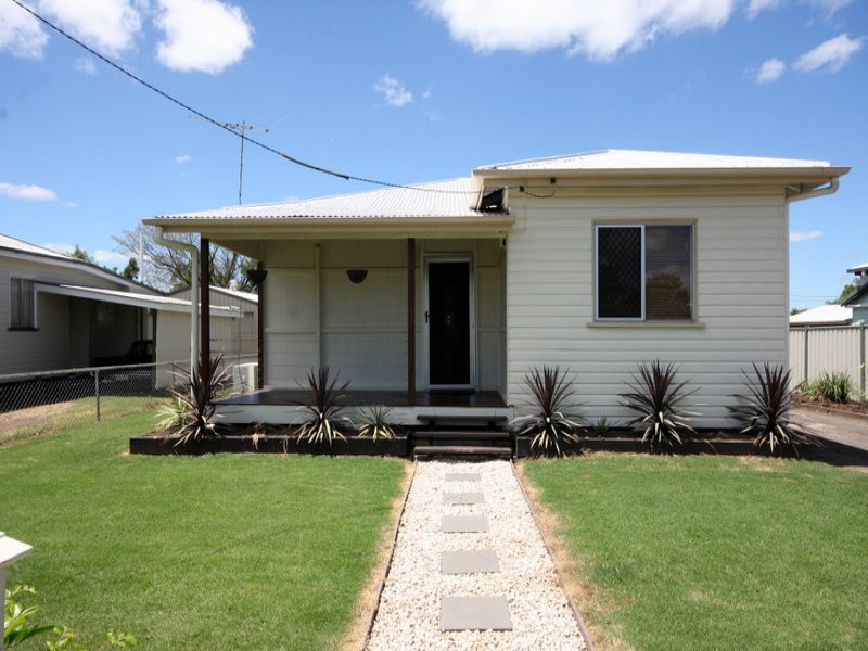 5 Clark St, Dalby QLD 4405