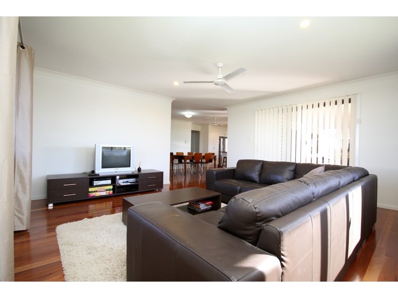 30 Rosina Court, Dalby QLD 4405