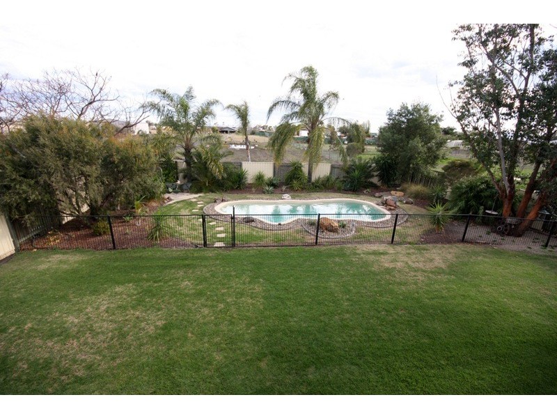 14 Hedge Road, Dalby QLD 4405