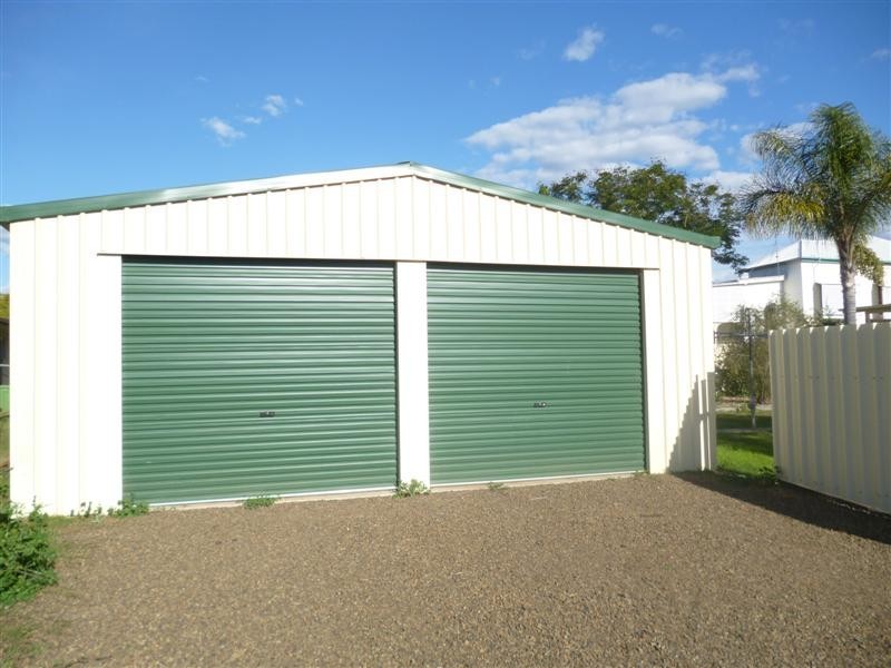 21 Scarlet Street, Dalby QLD 4405