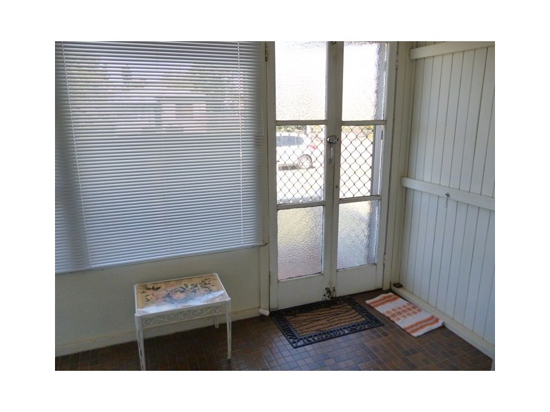 6 Clark Street, Dalby QLD 4405