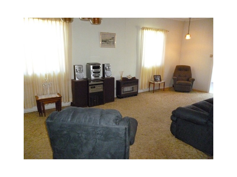 6 Clark Street, Dalby QLD 4405