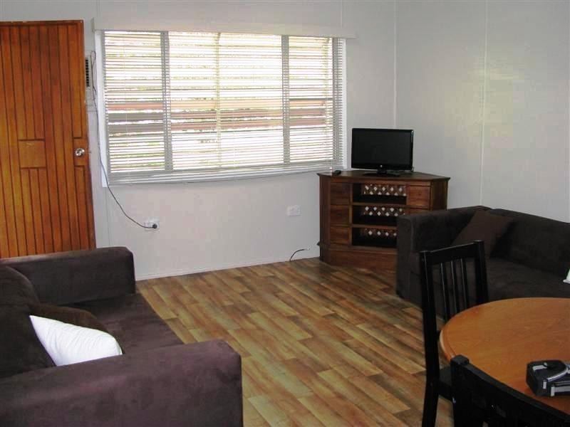 1/63 wood, Dalby QLD 4405