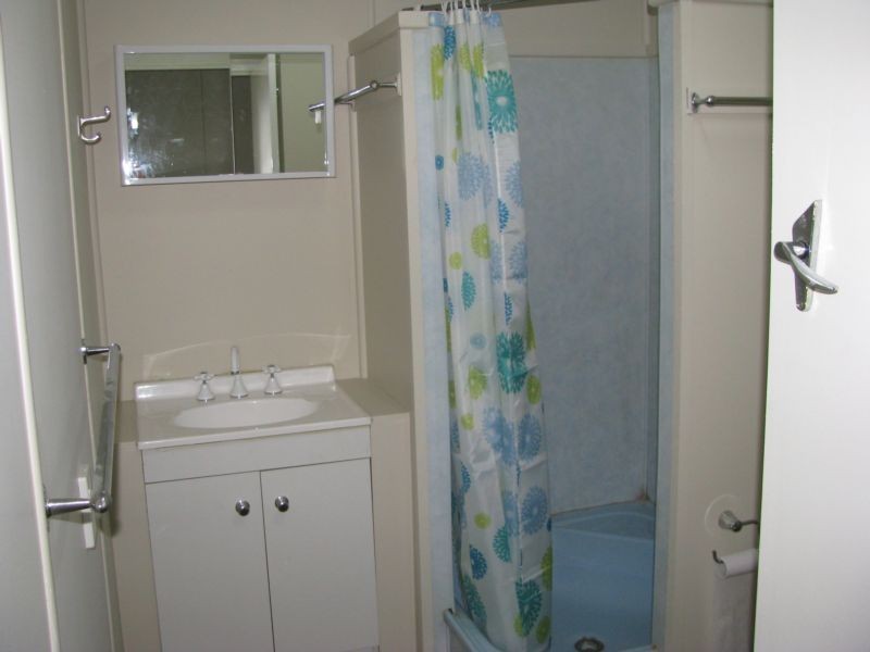 1/63 wood, Dalby QLD 4405