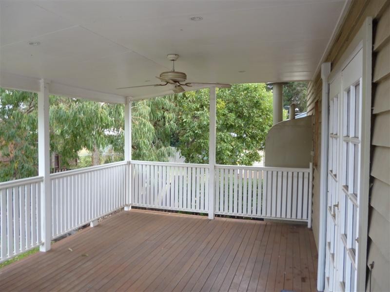 6 New Street, Dalby QLD 4405