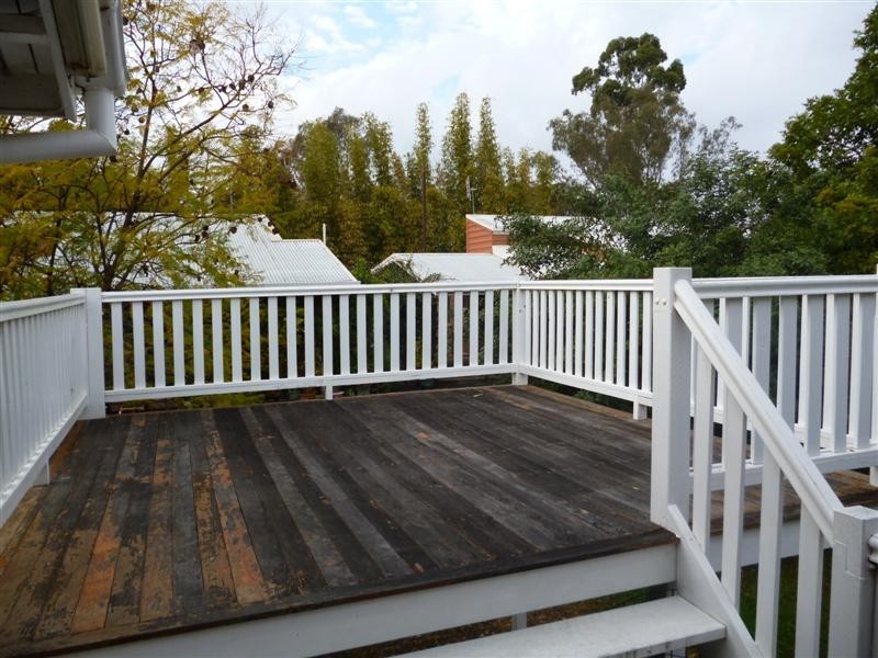 6 New Street, Dalby QLD 4405