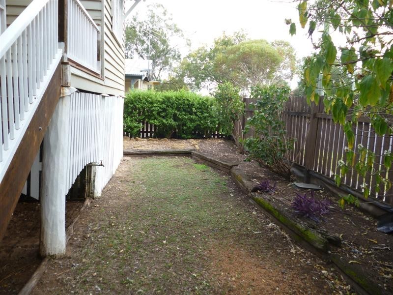 6 New Street, Dalby QLD 4405