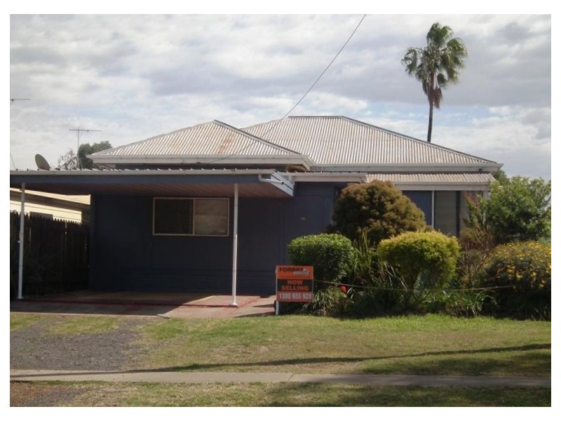 44 Pratten Street, Dalby QLD 4405