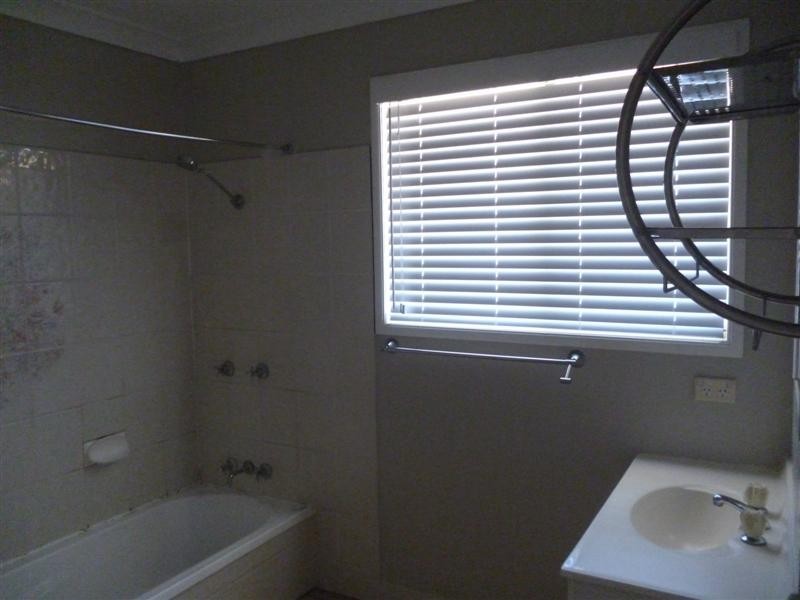 18 Burke Street, Dalby QLD 4405